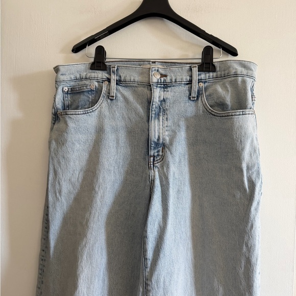 Madewell Lightwash Blue Denim Superwide-Leg Jeans size 33 EUC - Picture 4 of 9